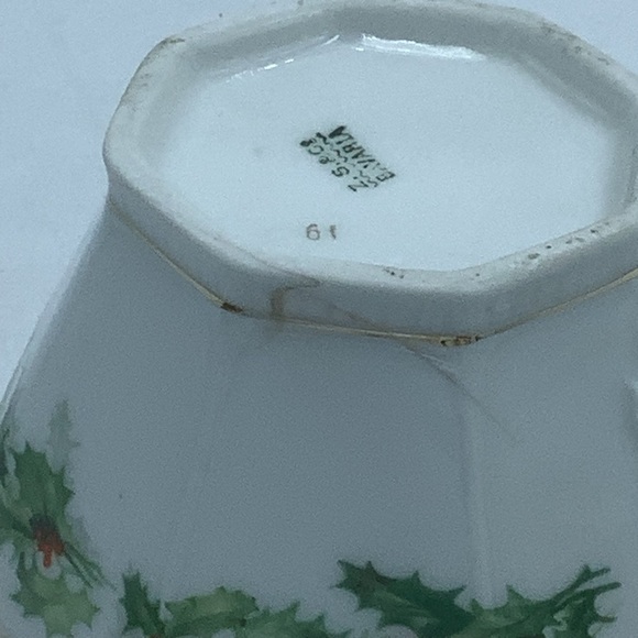 Z. S. & C. Bavaria Holiday Holly Creamer - Picture 10 of 12